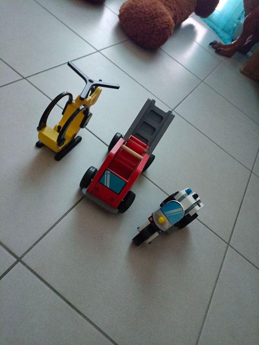 Caserne pompier et accessoires Jeux / jouets