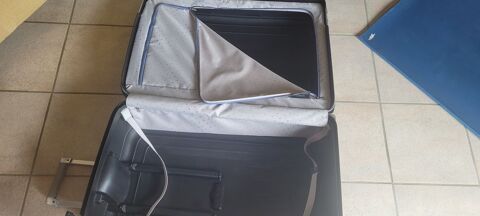 Valise Samsonite  140 Le Crestet (07)