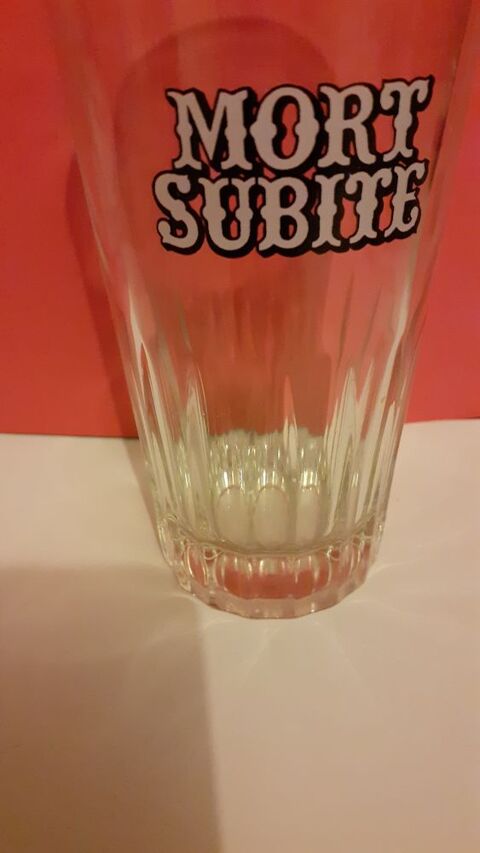 Un verre  bire Mort Subite 
4 Lamotte-Beuvron (41)