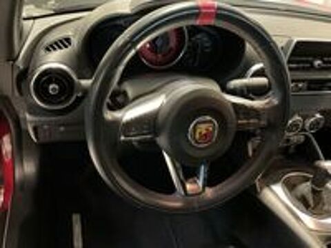 Abarth 124 spider 124 SPIDER 1.4 MultiAir Turbo 170 ch BVM6 2017 occasion 38440 Saint-Jean-de-Bournay
