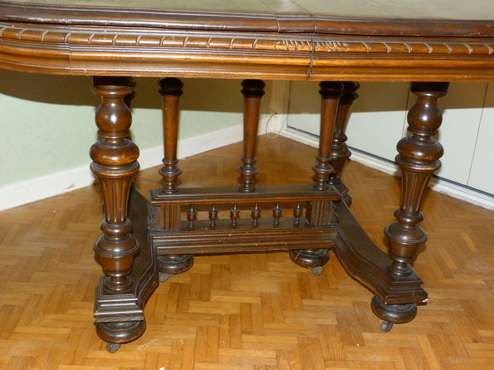 TABLE CHENE ET 4 CHAISES Meubles