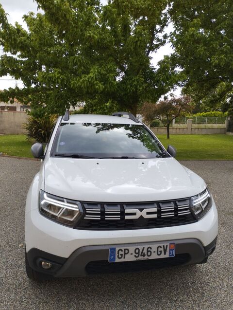 Dacia Duster ECO-G 100 4x2 Journey + 2023 occasion La Magdelaine-sur-Tarn 31340