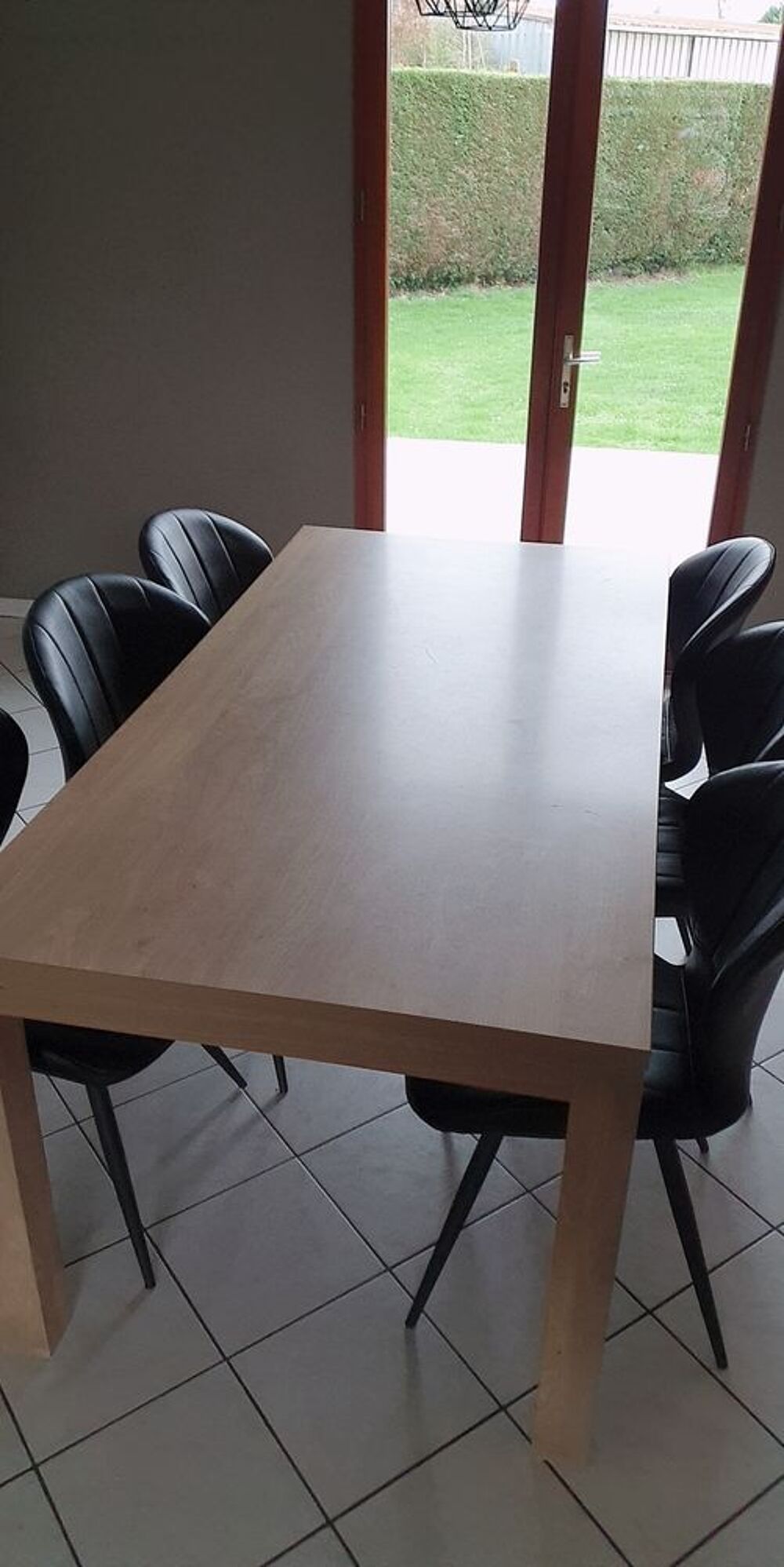 Table de salle &agrave; manger Meubles