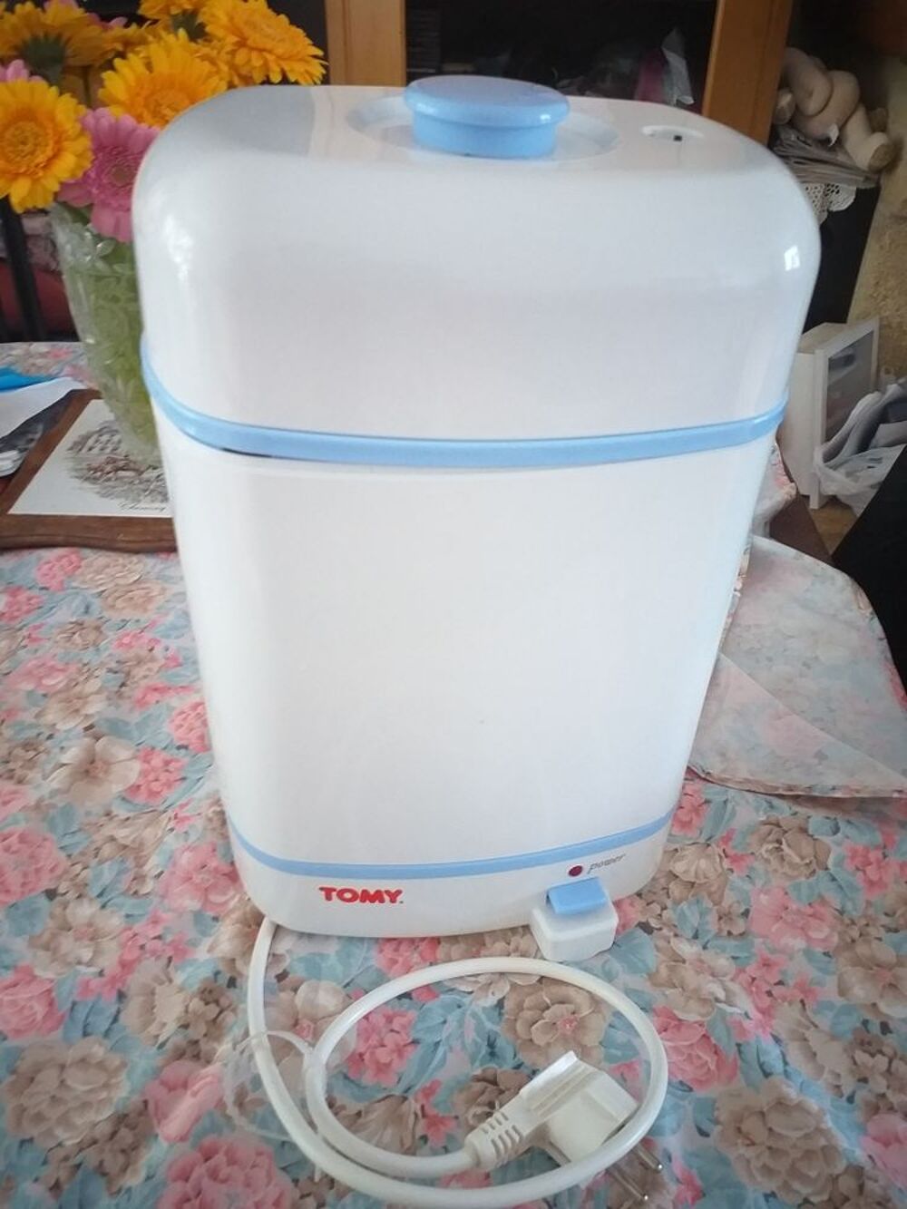 st&eacute;rilisateur vapeur TOMY Puriculture