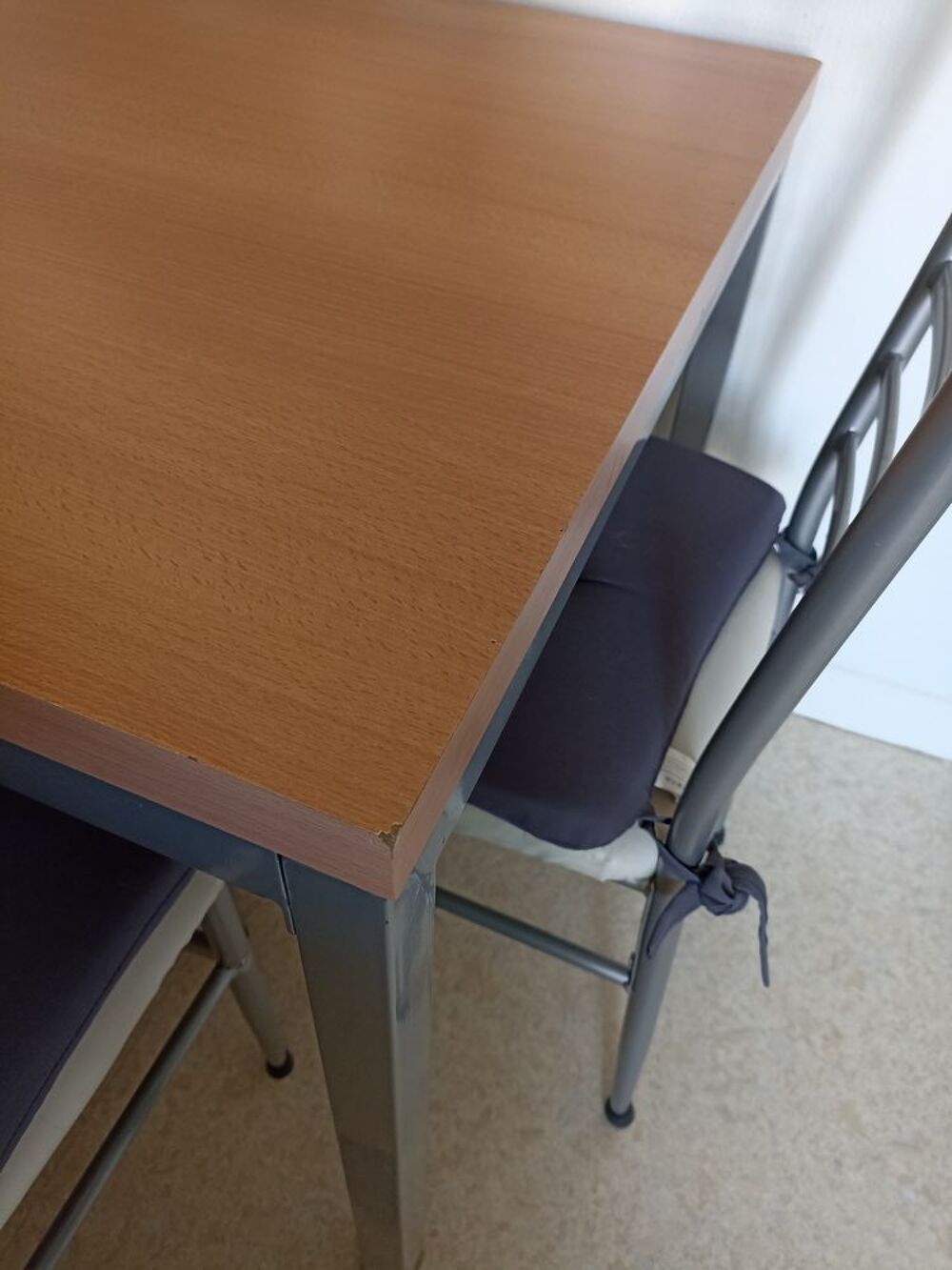 Table a manger Meubles