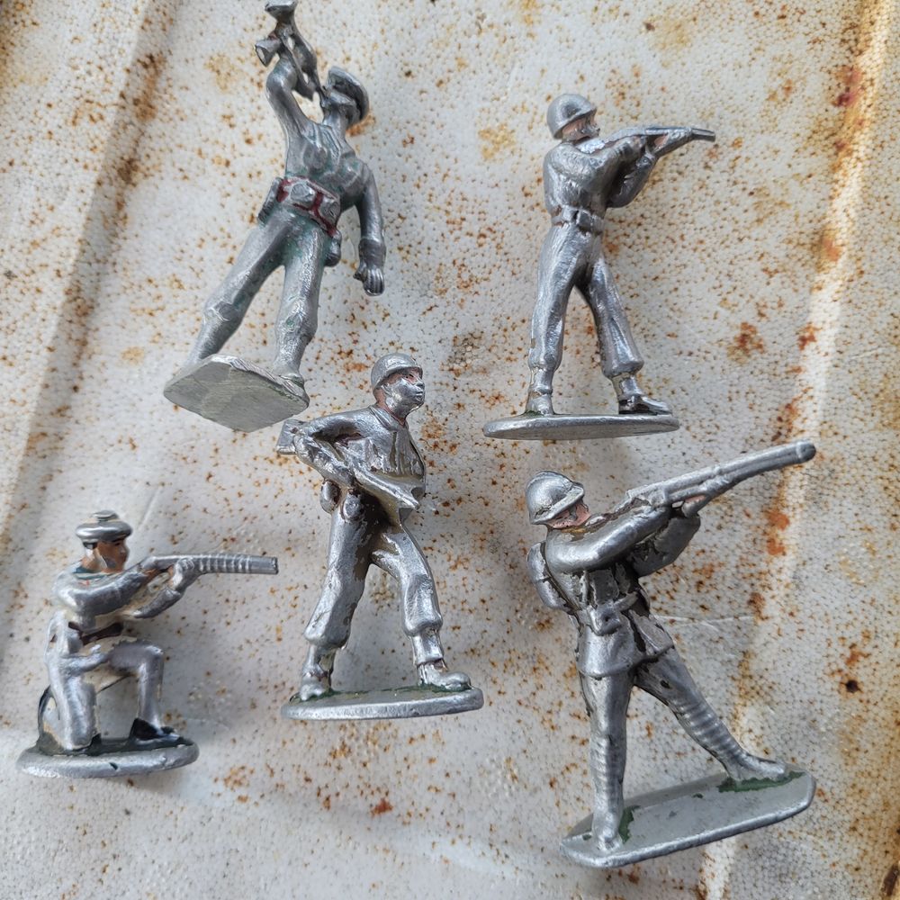 PETITS SOLDATS QUIRALU Jeux / jouets