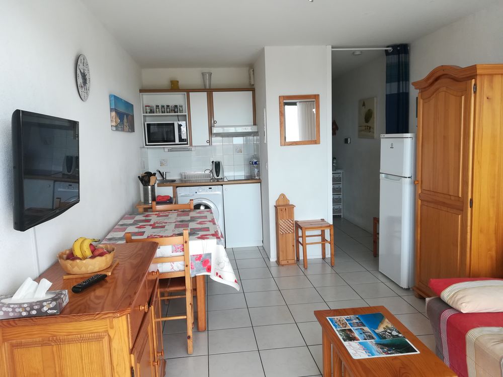   reste semaines35/39/40 a st hilaire de riez les demoiselles Pays de la Loire, Les Epesses (85590)