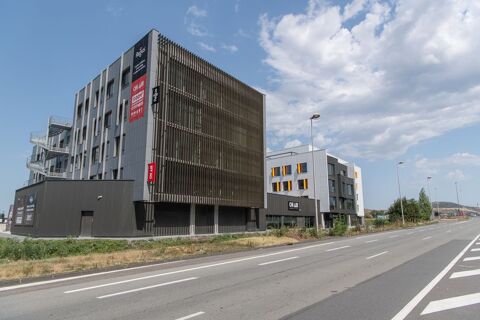 Trouvez un espace de bureau &agrave; La Pardieu  pour 1 personne o&ugrave; tout est pris en charge 329 63000 Clermont-ferrand