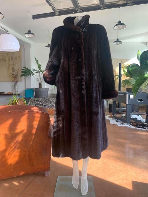 MANTEAU Fourrure en Vison FEMME T40 Marron Brun 950 Corveissiat (01)