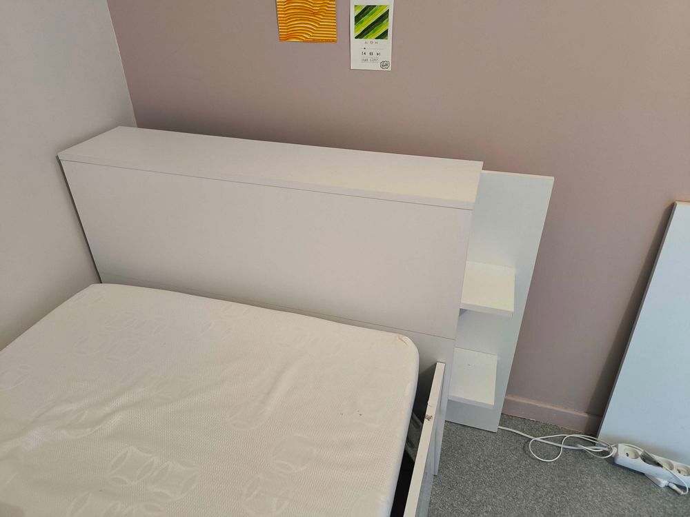 Lit+1+place+90x190cm+avec+t&ecirc;te+de+lit+et+rangements+sommier Meubles