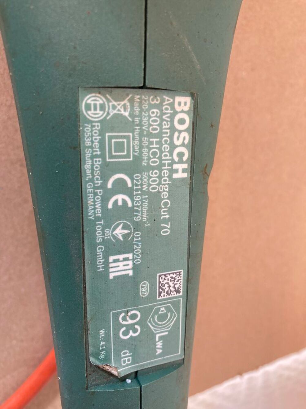 Taille haies Bosch et rallonge enrouleur. Jardin