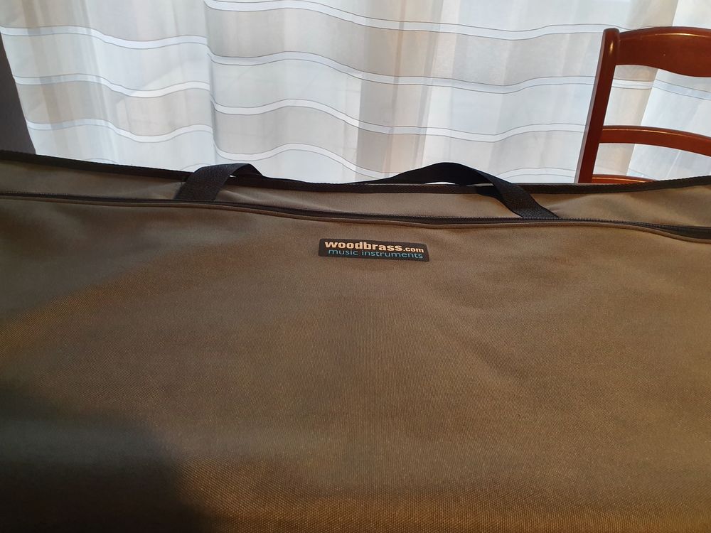 Yamaha DGX 230 portable grand Instruments de musique