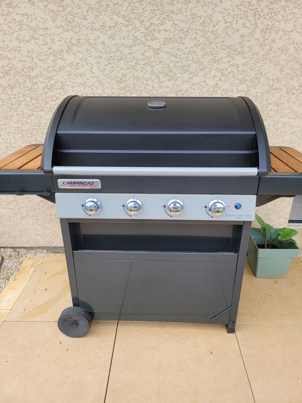 Barbecue Butagaz &eacute;tat neuf Jardin
