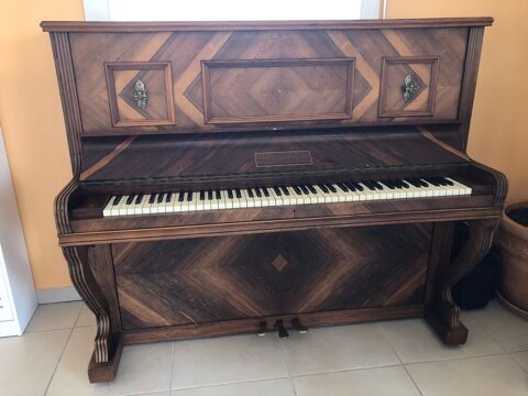 Piano doit en bois Taylor 90 Saint-Priest-en-Jarez (42)