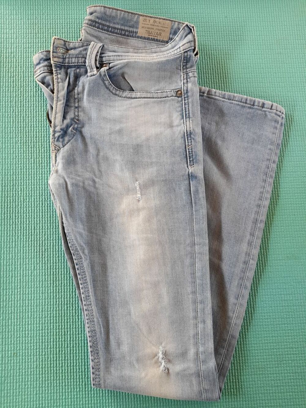 Blue jean d&eacute;lav&eacute; Diesel stretch T30 Vêtements