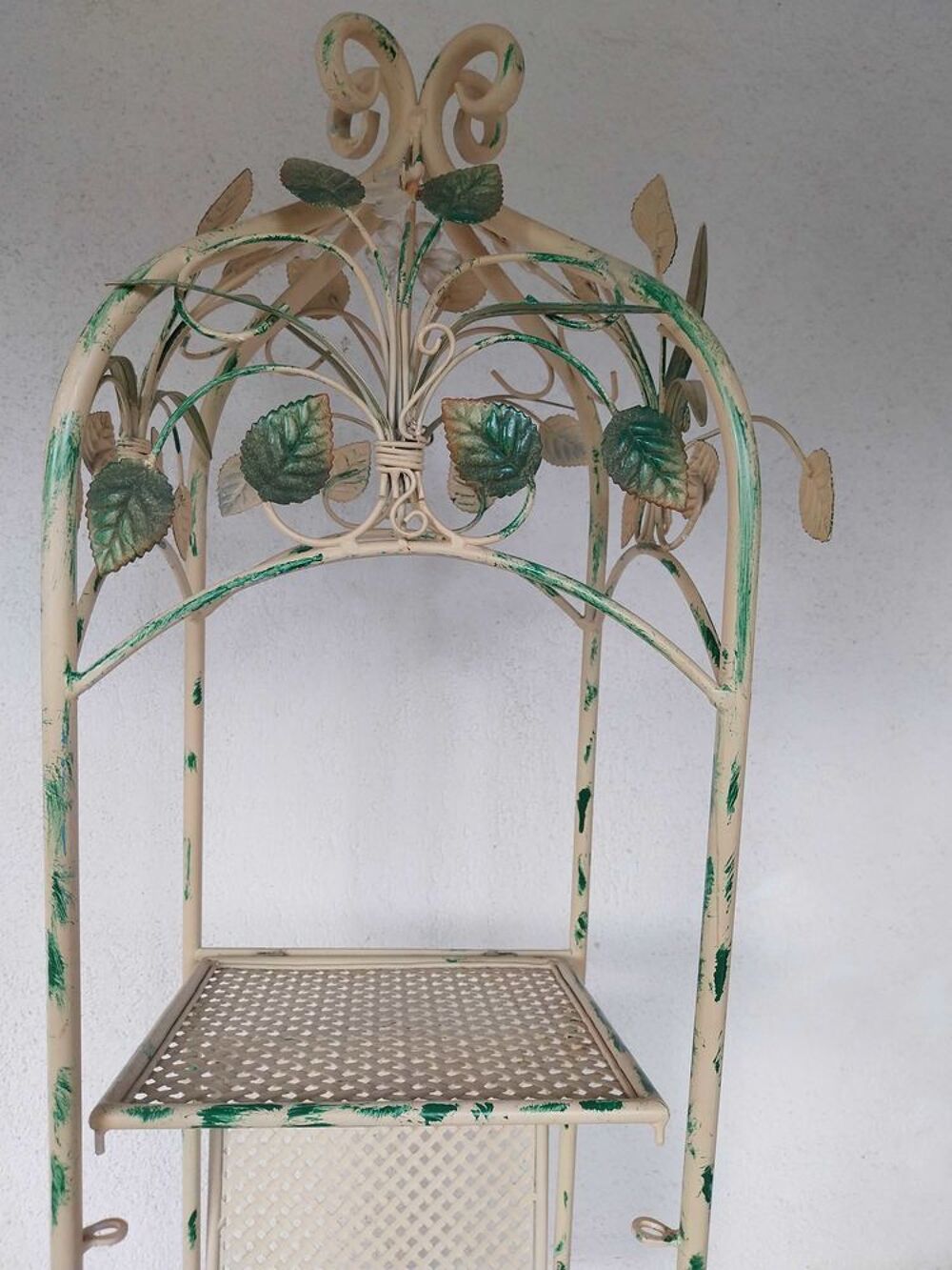 Etagere en fer forg&eacute; Meubles