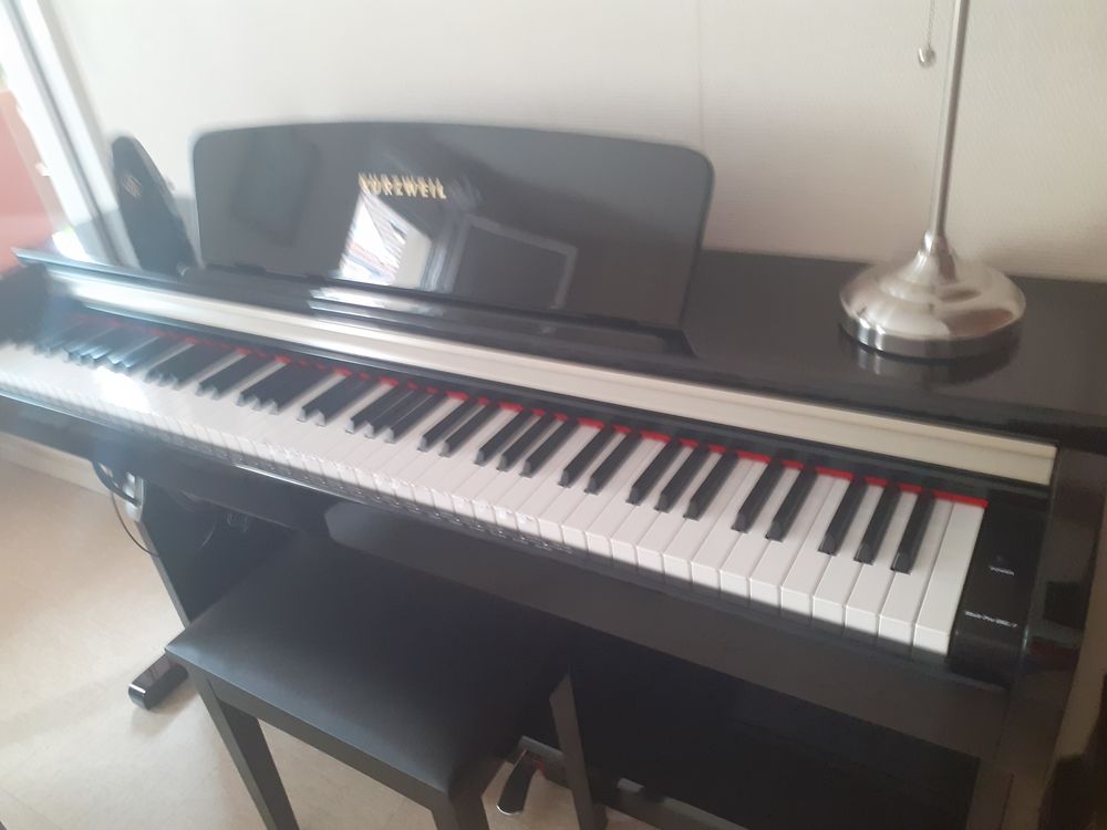 Piano kurzweil Instruments de musique