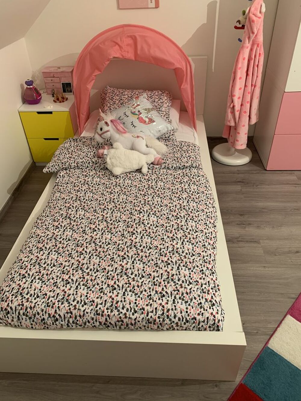 Lit Malm et Bureau pour enfant Meubles