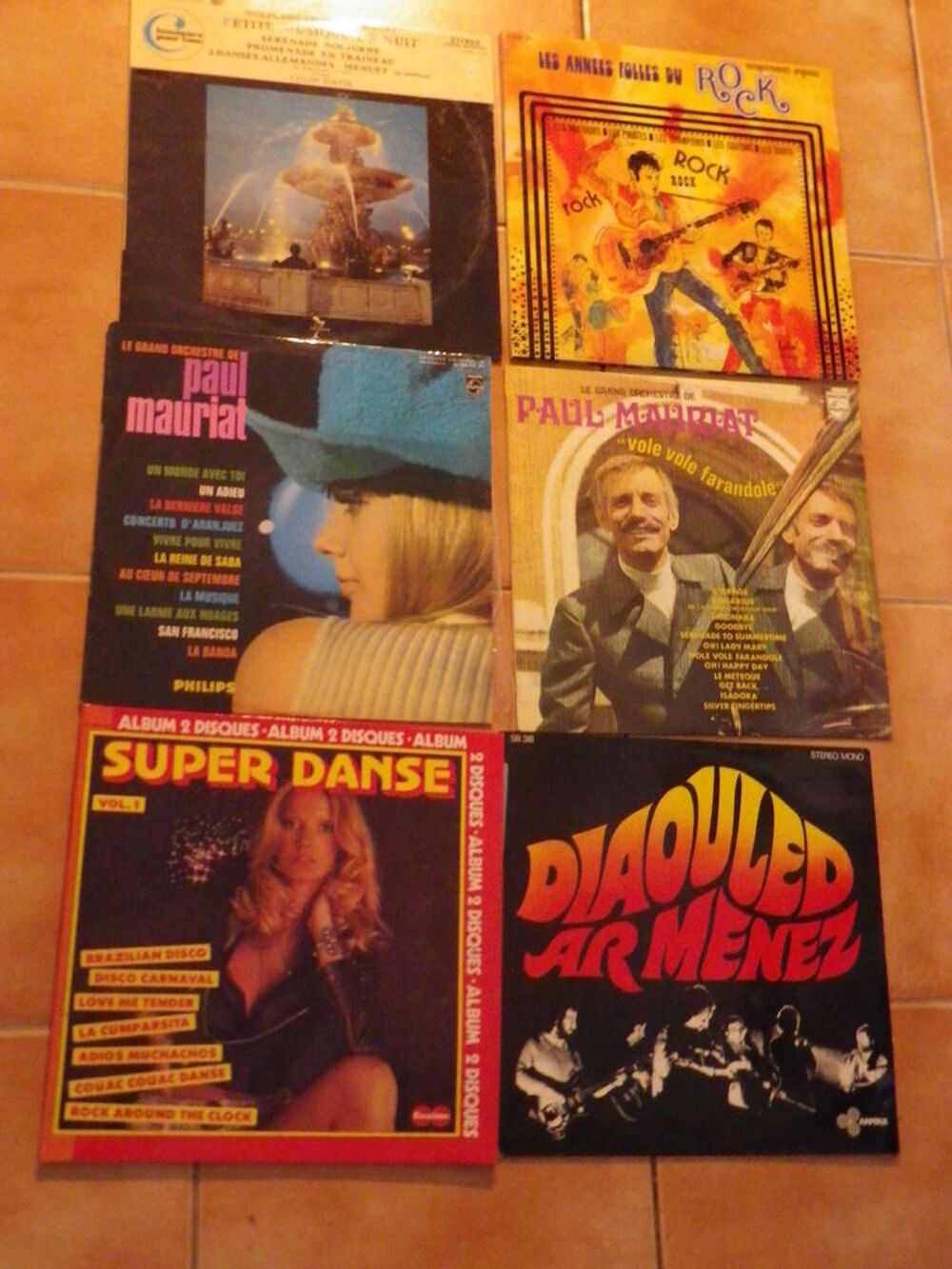 Lot de 22 DISQUES VINYLE 33 TOURS CD et vinyles