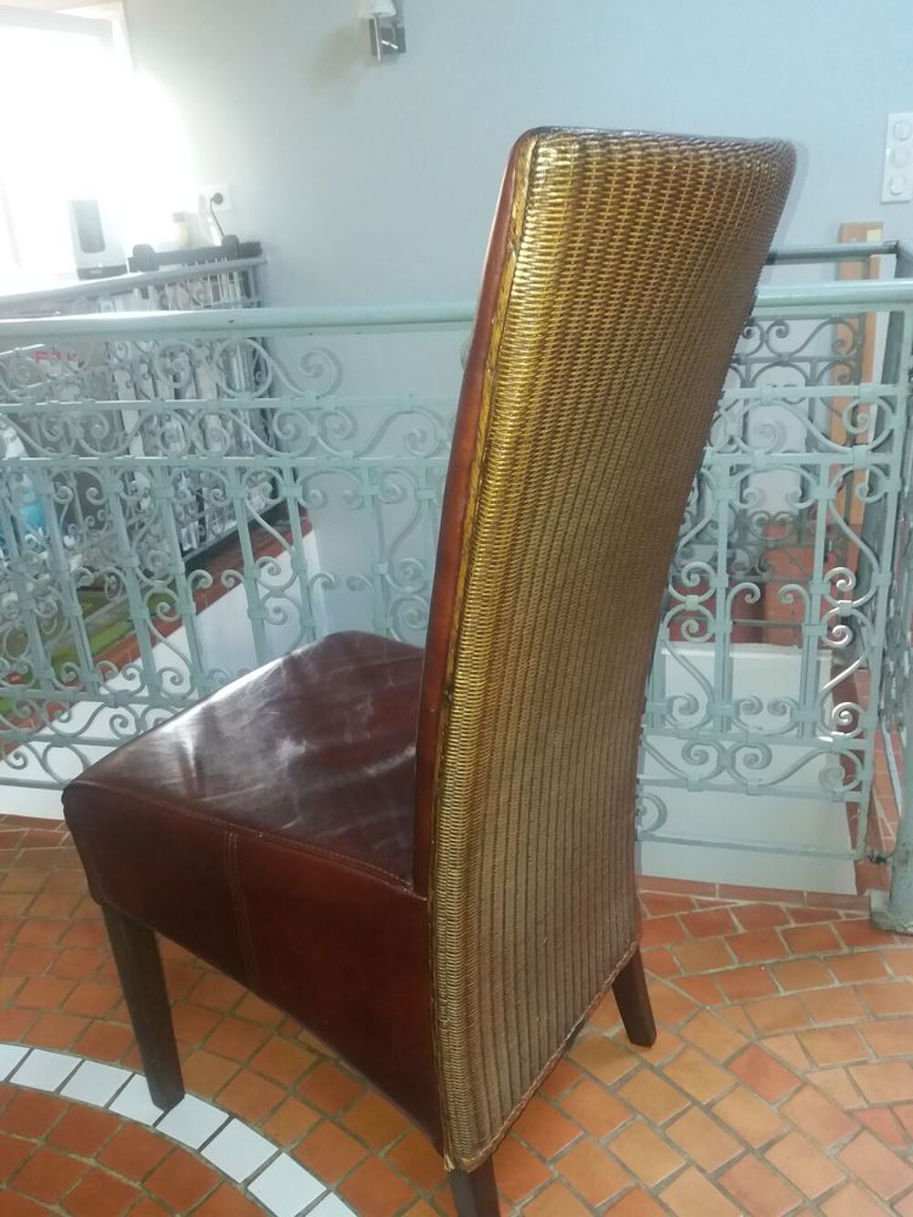 Chaise cuir Meubles