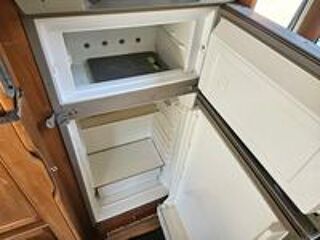  2002 occasion 83400 HYERES