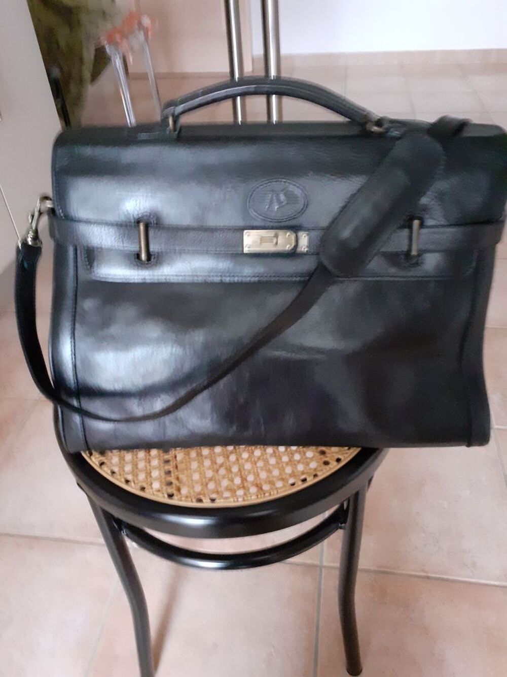 Sac &agrave; main de la marque Henry Saxel. Maroquinerie