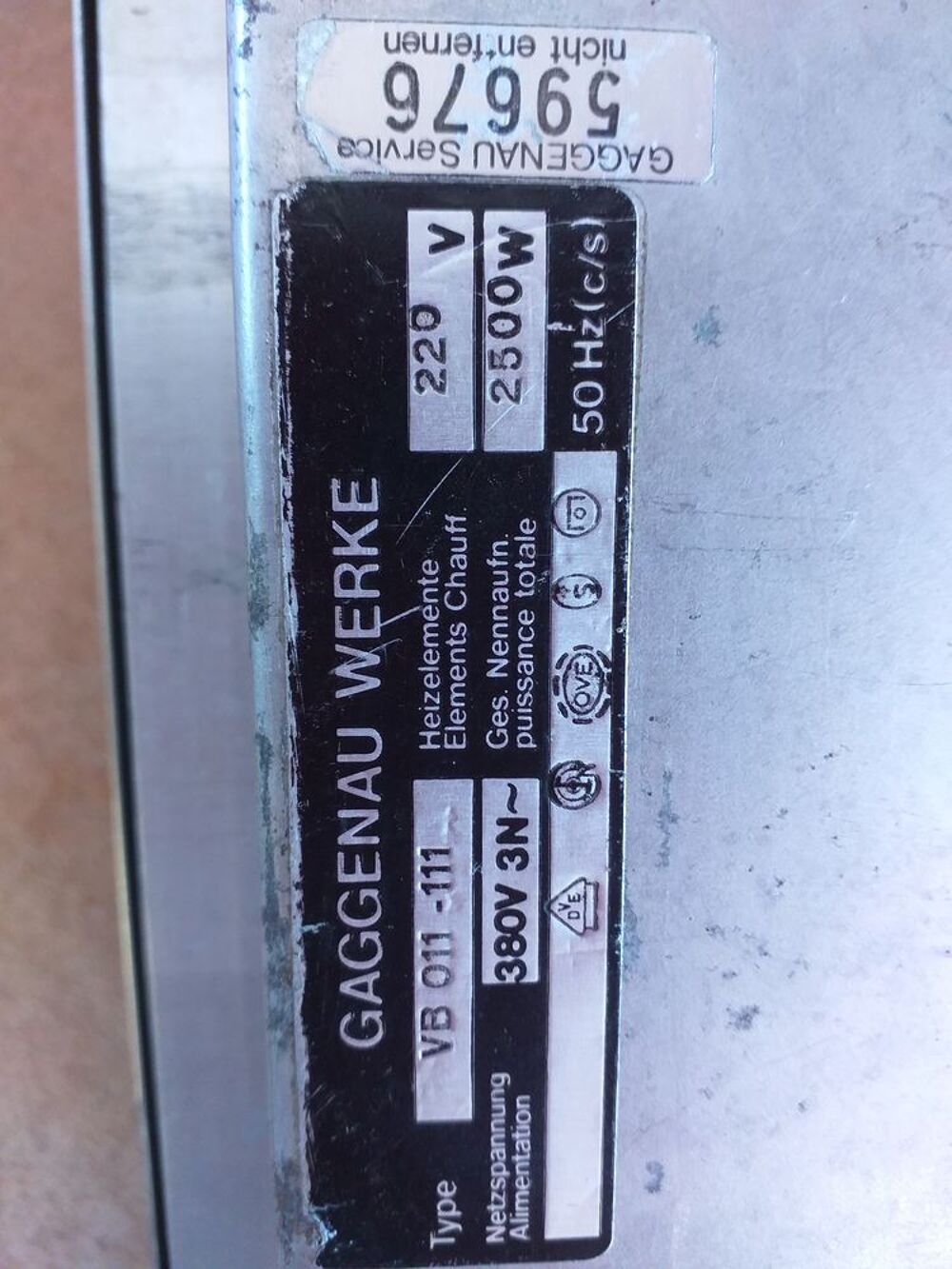 TABLE DE CUISSON ENCASTRABLE 
Electroménager