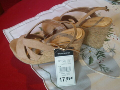 Donne paires de chaussures neuves T 36 0 Beaune (21)