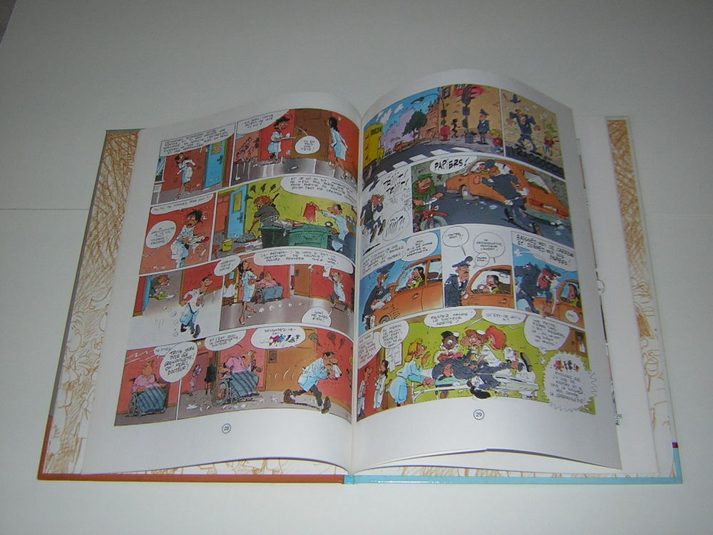 BD Les femmes en blanc Gai rire &agrave; tout prix Livres et BD
