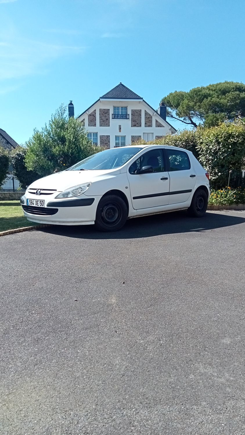 Peugeot 307 2.0 HDi - 90 XR Pr&eacute;sence 2002 occasion Barneville-Carteret 50270
