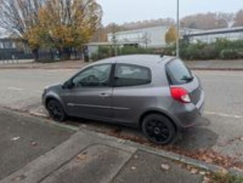 Clio III dCi 90 eco2 Expression Clim 2011 occasion 67400 Illkirch-Graffenstaden