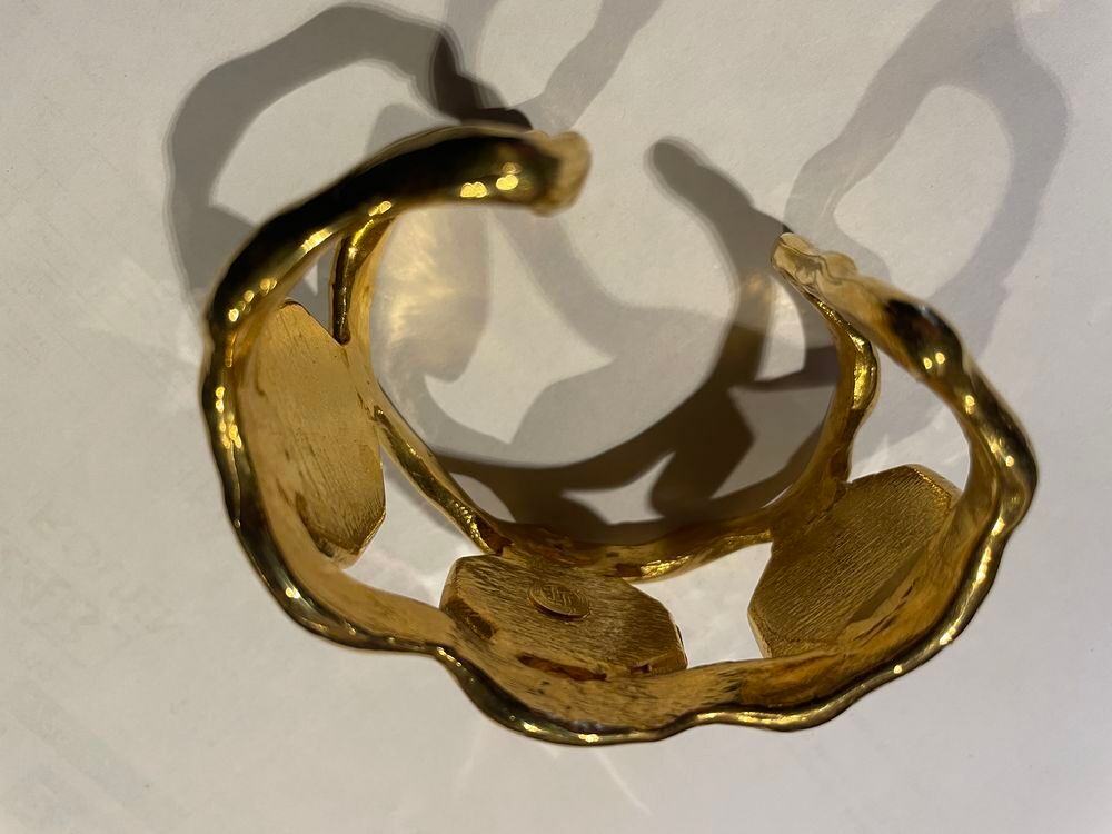 Bracelet rigide dor&eacute; INES DE LA FRESSANGE 3 gros strass Bijoux et montres