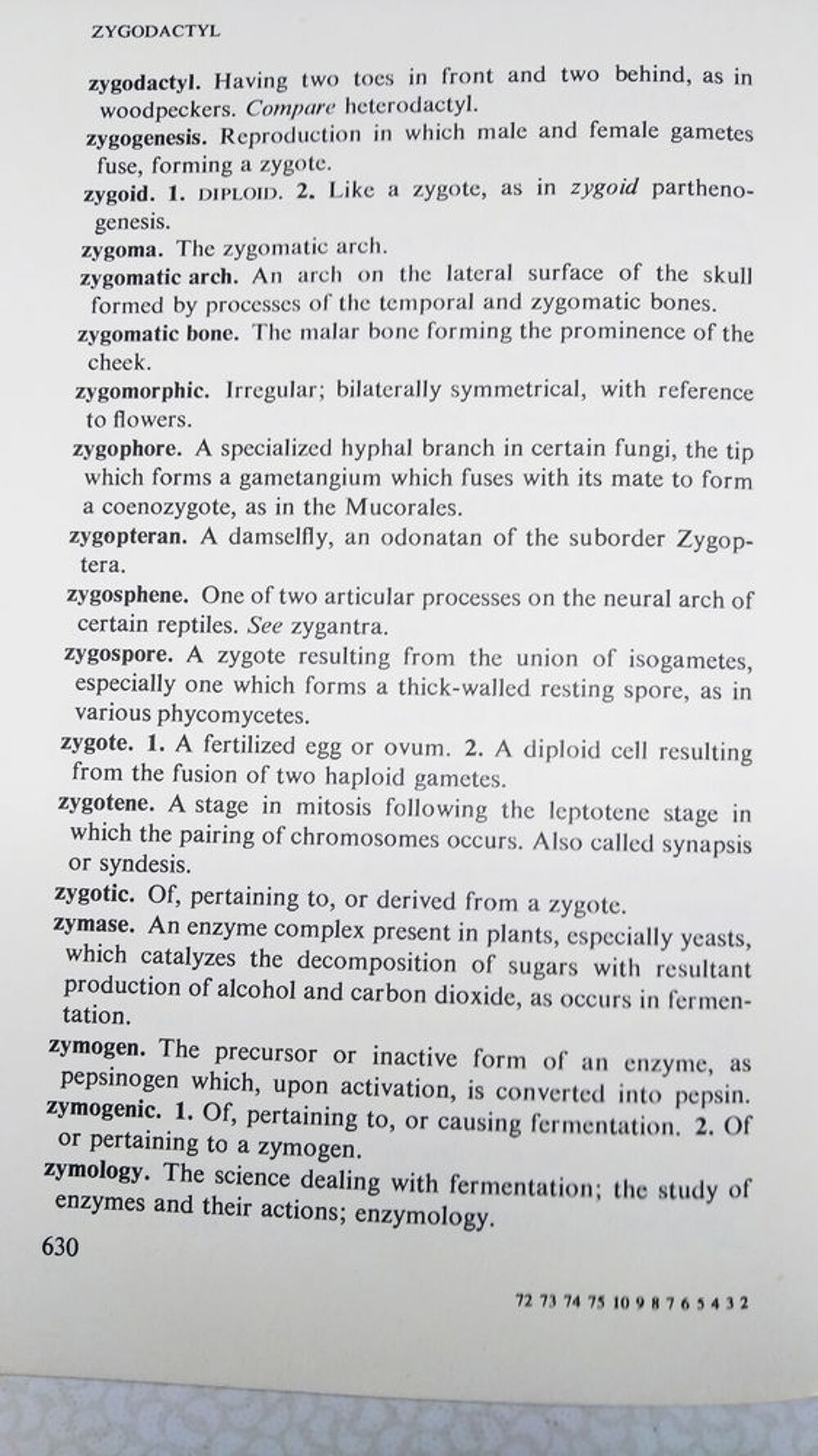 Dictionary of Biology Livres et BD