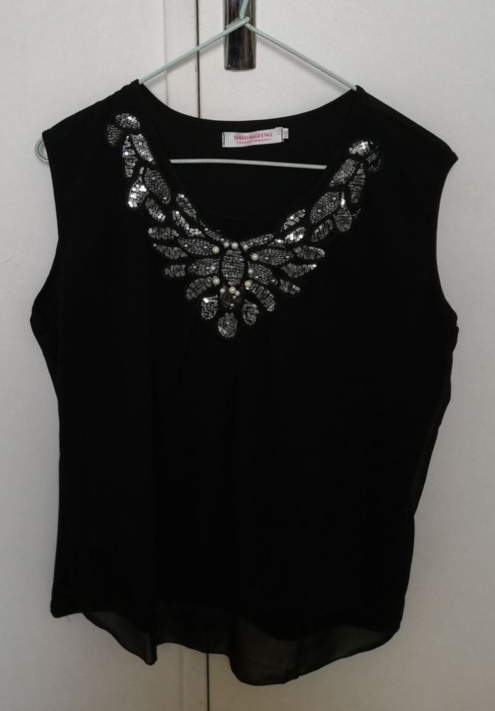 D&eacute;bardeur avec paillettes couleur noir Vêtements