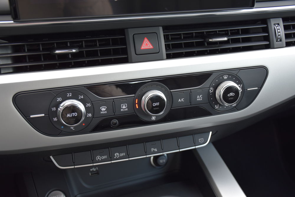 A4 Avant 30 TDI 136 S tronic 7 Design 2021 occasion 56300 Pontivy
