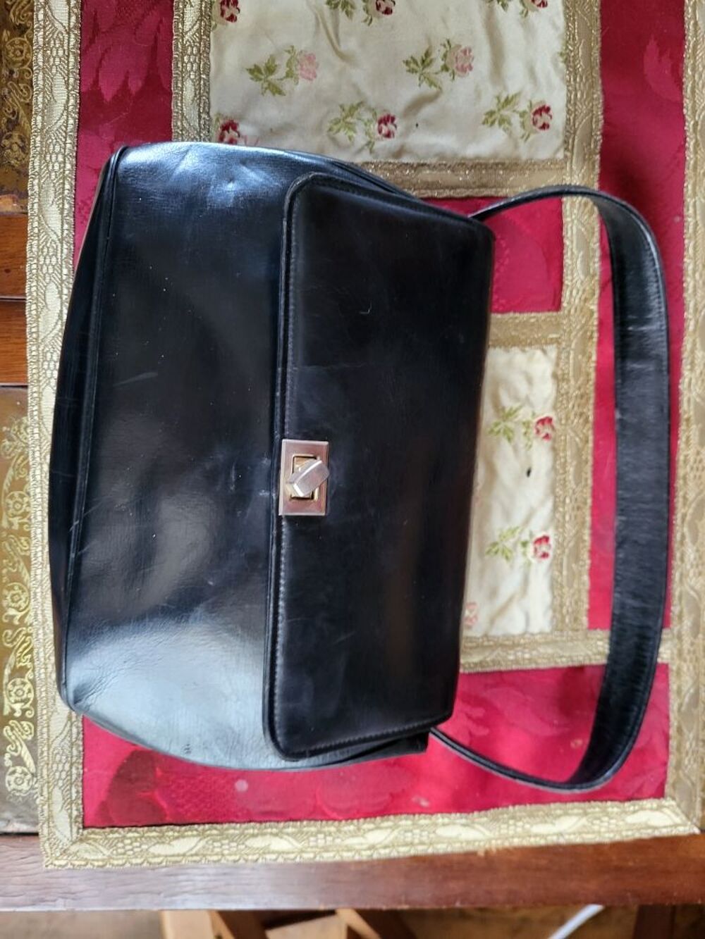 Sac Ancien. cuir noir Maroquinerie