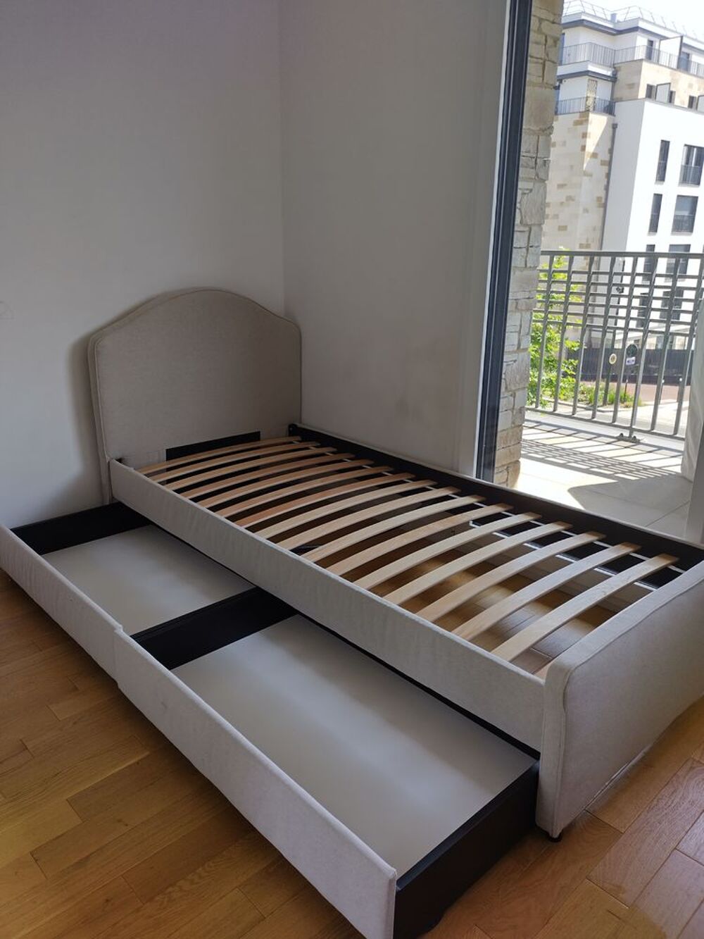 cadre de lit un place Meubles