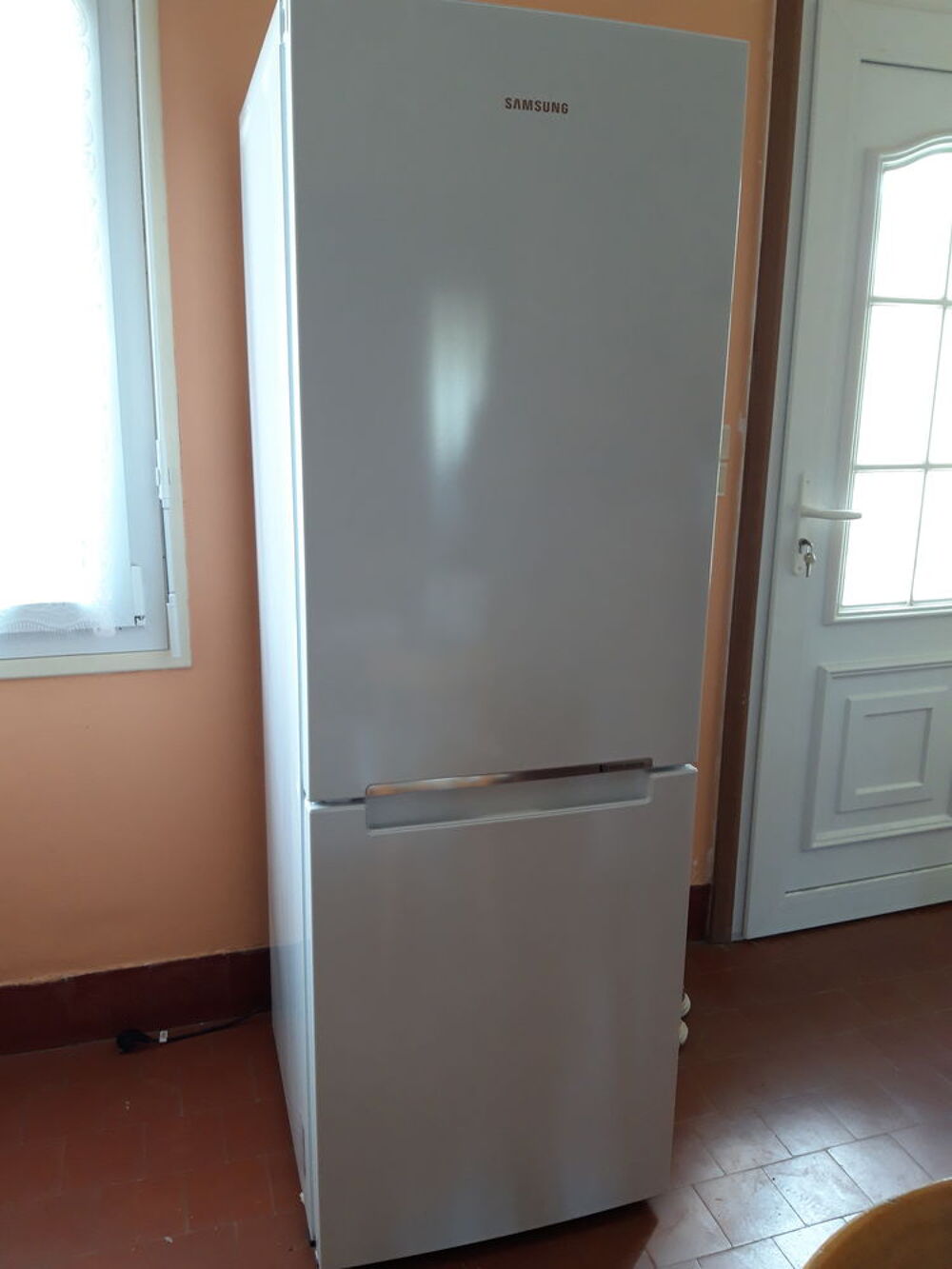 Combi r&eacute;frig&eacute;rateur/cong&eacute;lateur Electroménager