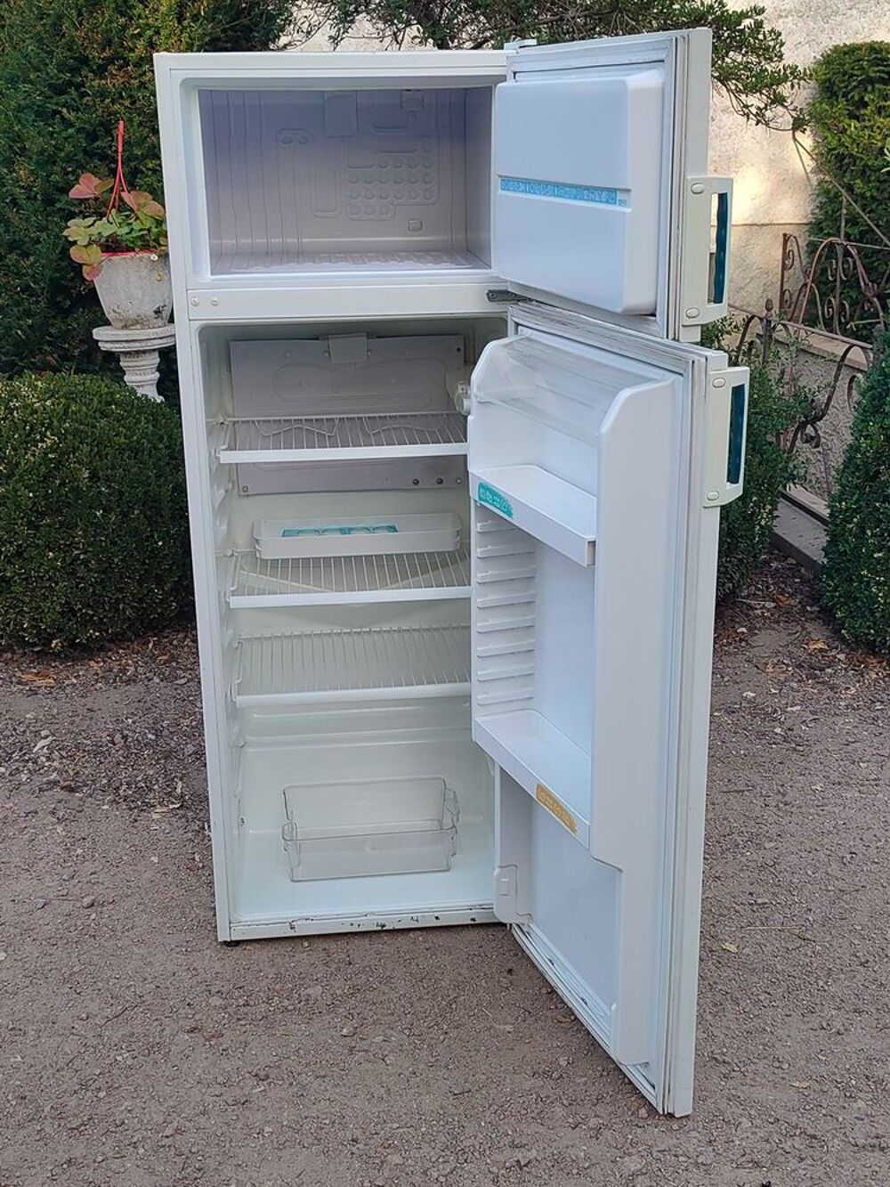 Frigo hauteur 1m40 Electroménager