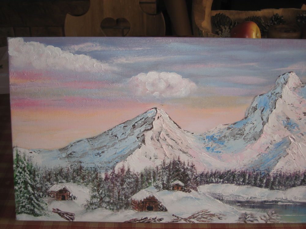 HUILE SUR TOILE SIGNEE MONTAGNES ENNEIGEES
Décoration