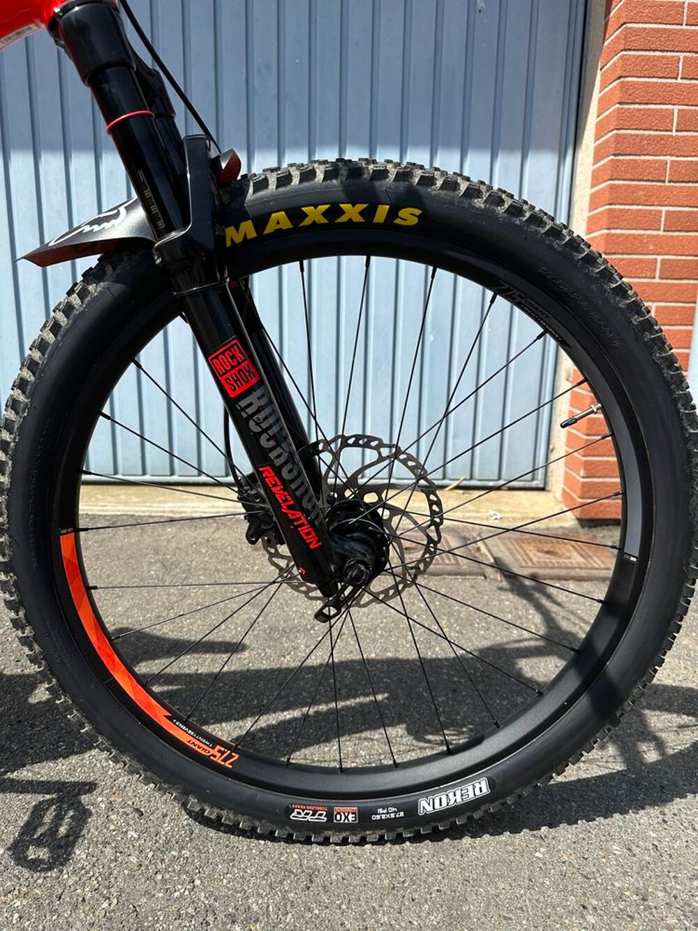 Vtt &eacute;lectrique Giant dirt e+1pro Vélos