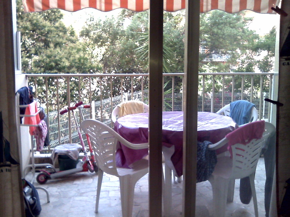   studio à Cannes plage du Midi. 
Pour juillet, août tarif  Provence-Alpes-Côte d'Azur, Cannes (06400)