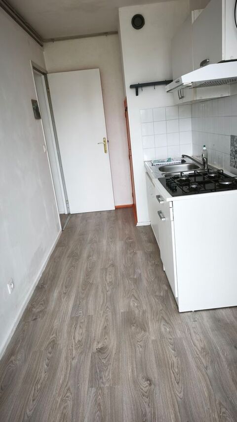   Appartement T1 Bis Appartement - 1 pi�ce(s) - 37 m�