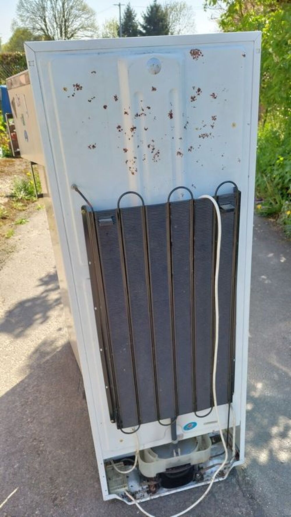 DONNE R&eacute;frig&eacute;rateur (+ mini cong&eacute;lateur) Electroménager