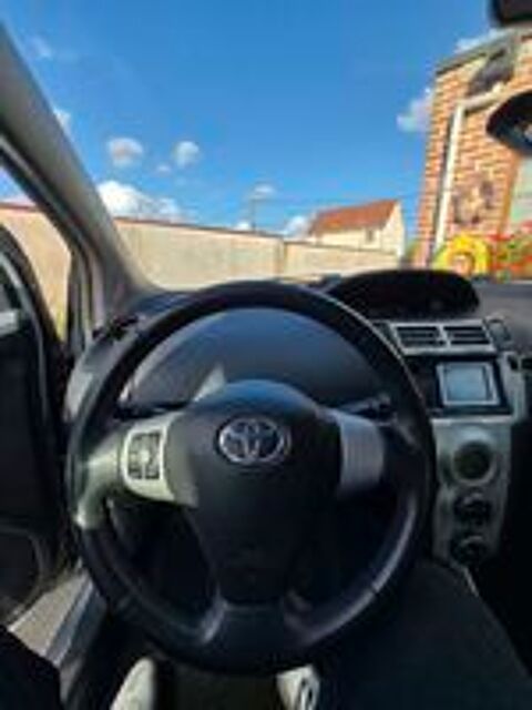 Yaris 1.4 - 90 D-4D NaviMedia MultiMode 2008 occasion 59162 Ostricourt