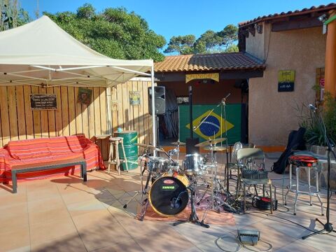 batterie de professionnel. 800 Toulon (83)