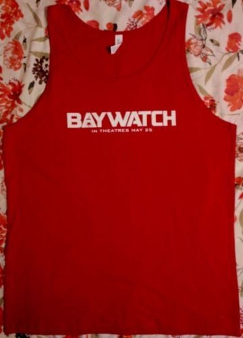 Debardeur neuf Baywatch M et S T-shirt 2017 The Rock Vêtements