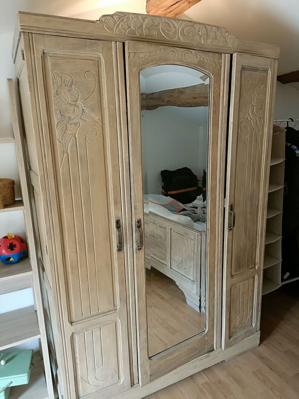 Chambre ancienne compl&egrave;te Meubles