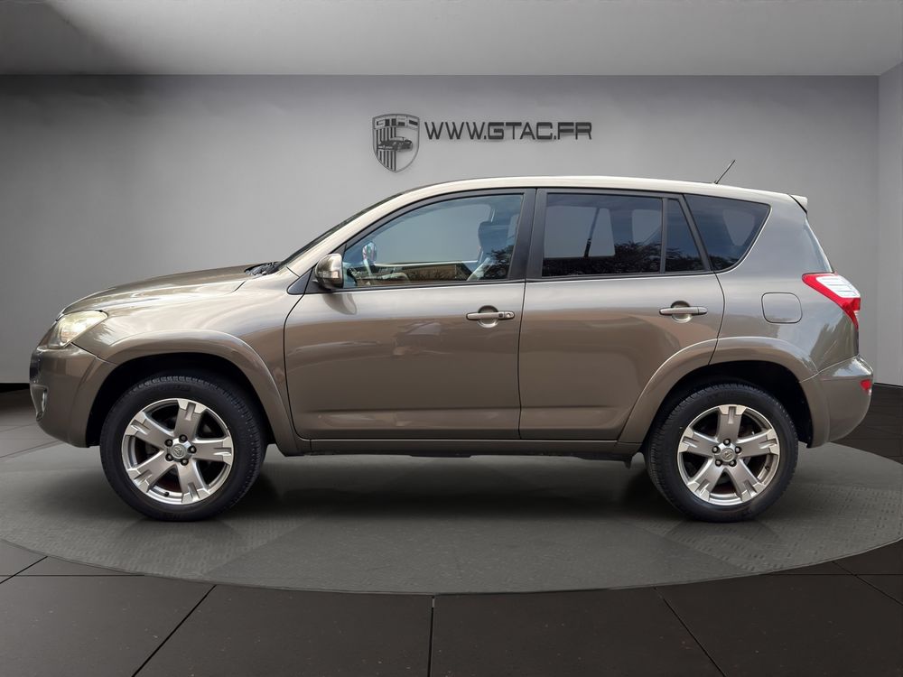 RAV 4 RAV4 150 D-CAT 4WD Clean Power A 2009 occasion 93390 Clichy-sous-Bois