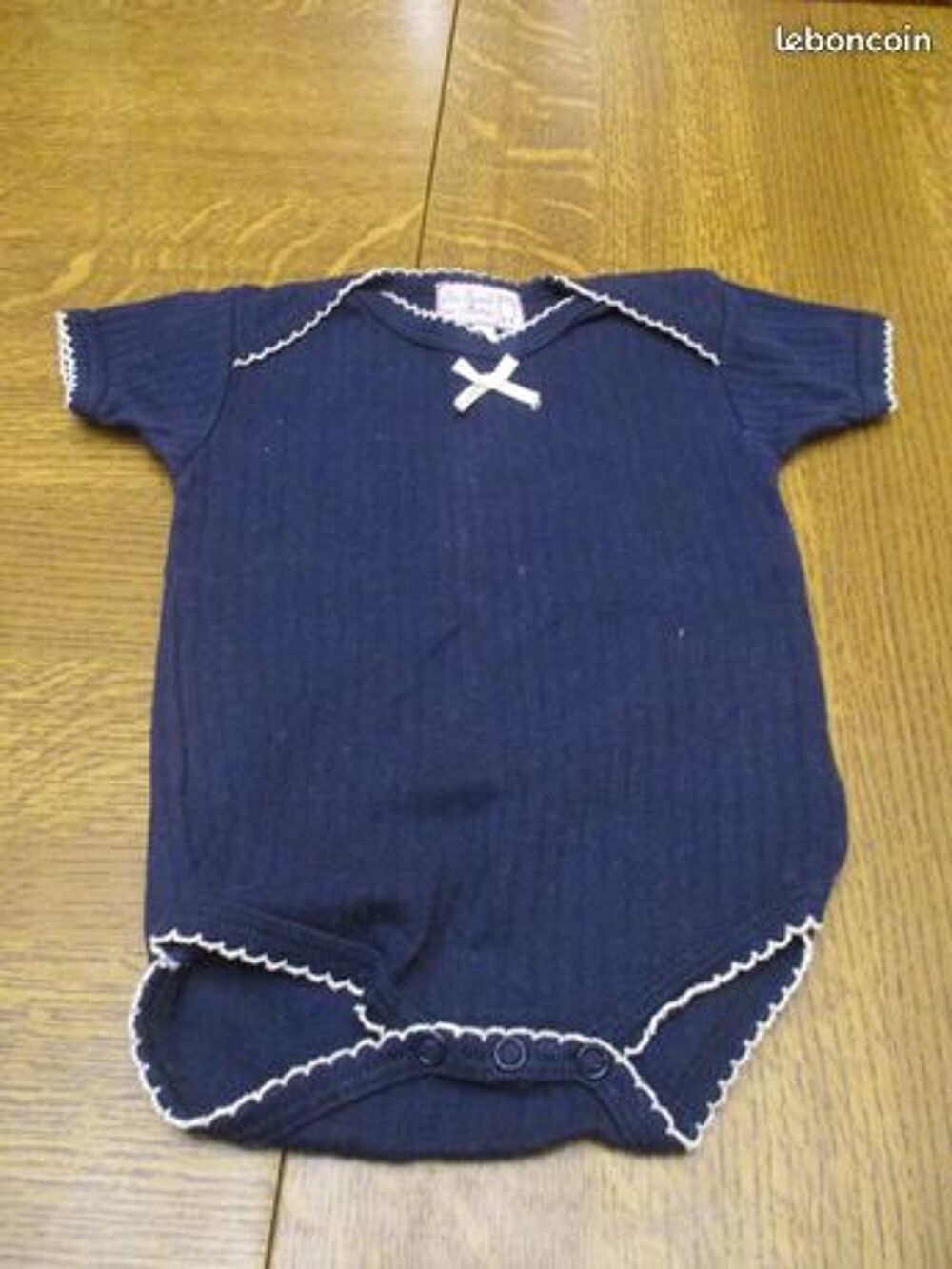 Boddy bleu marine avec petit noeud devant Vêtements enfants